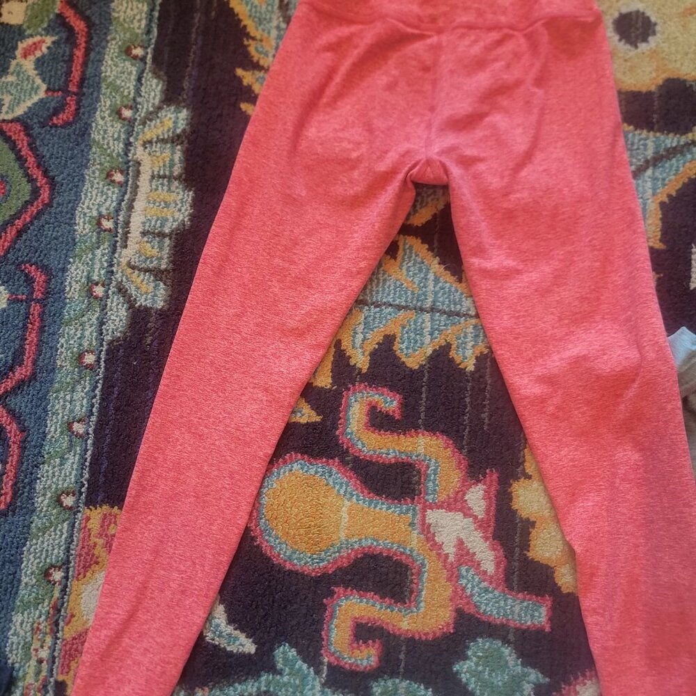 Beyond yoga bundle - Picture 5 of 16
